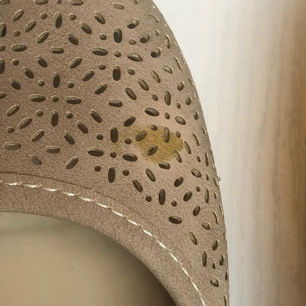 Seychelles Womens Peggy Perforated Tan Ballet Flats Shoes Size 8.5W